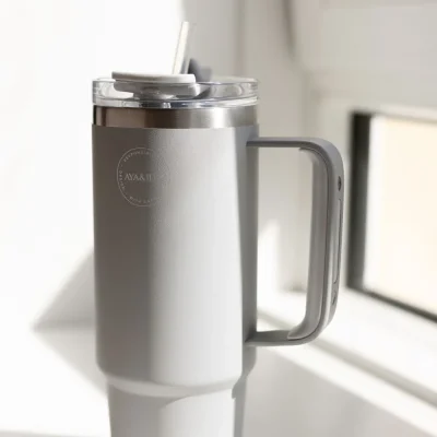 Stor termokop med sugerr - 885 ml - Light Grey