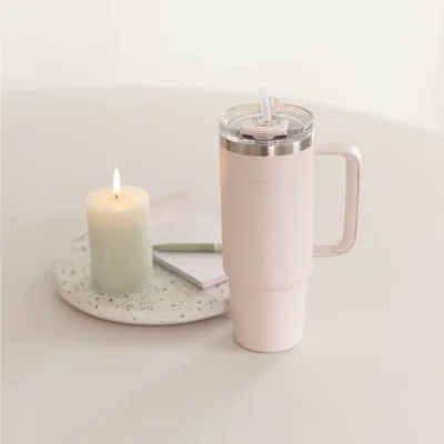 Stor termokop med sugerr - 885 ml - Soft Rose