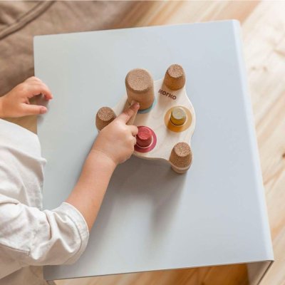 Tap Tap Rainbow Hammerbank aus Kork