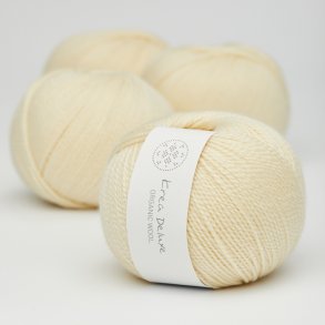 Organic merino wool yarn 50g - Delicate Yellow 03