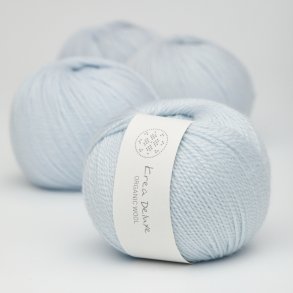 Organic merino wool yarn 50g - Delicate Light Blue 20