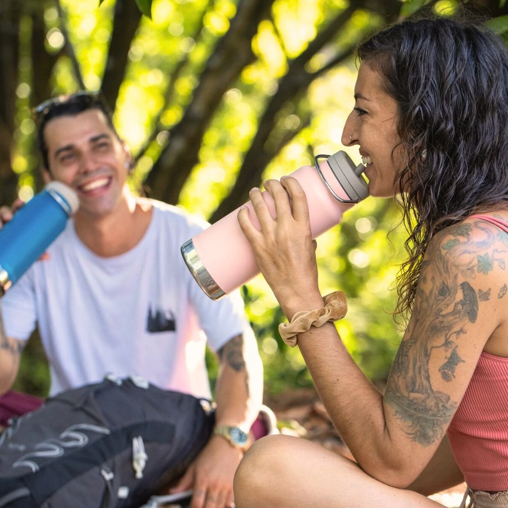 Insulated water bottle with straw - 946 ml - Peach