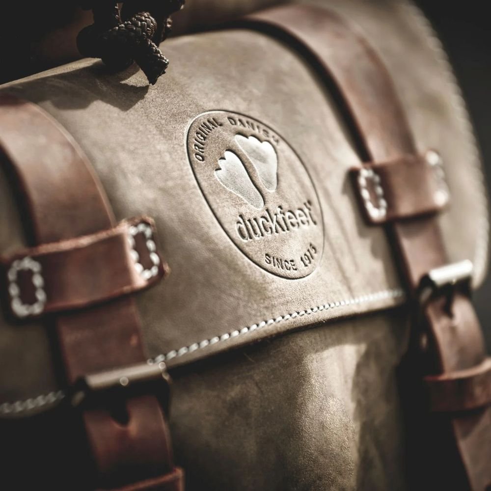 Leather backpack with drawstring - Olive