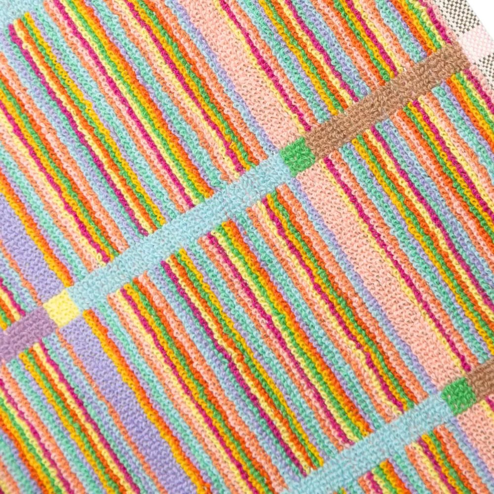 Bath Towel #68 - Odds & Ends - Criss Cross