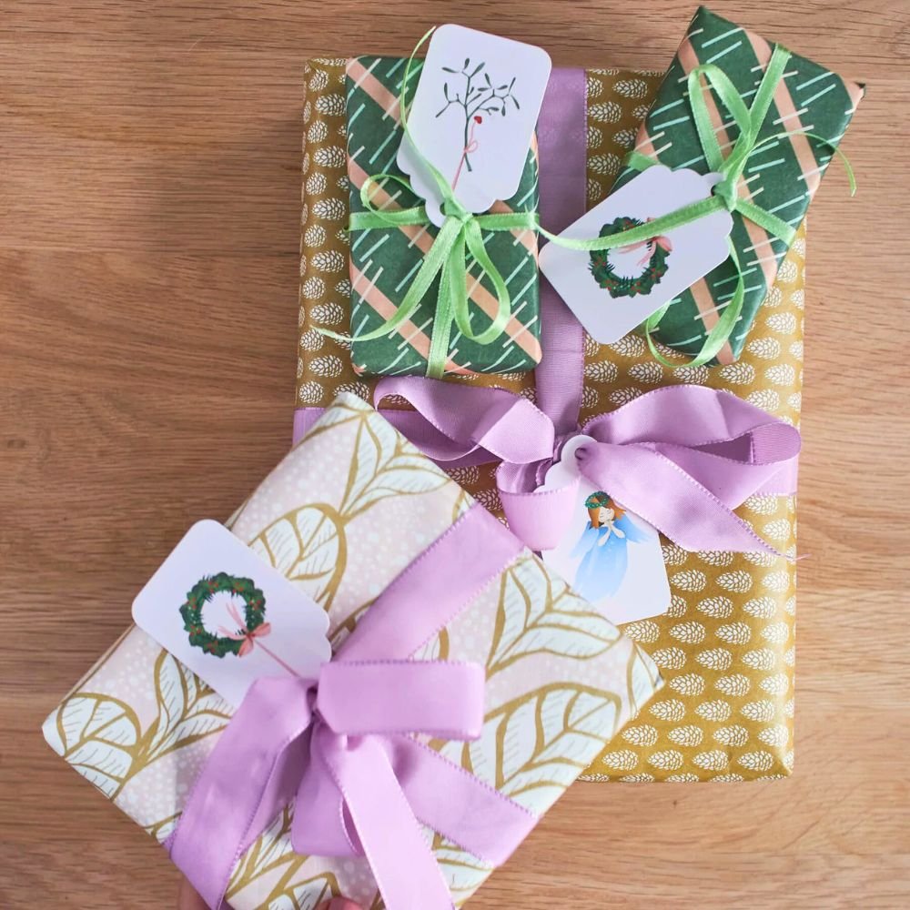 Gift tags with Christmas motifs #1