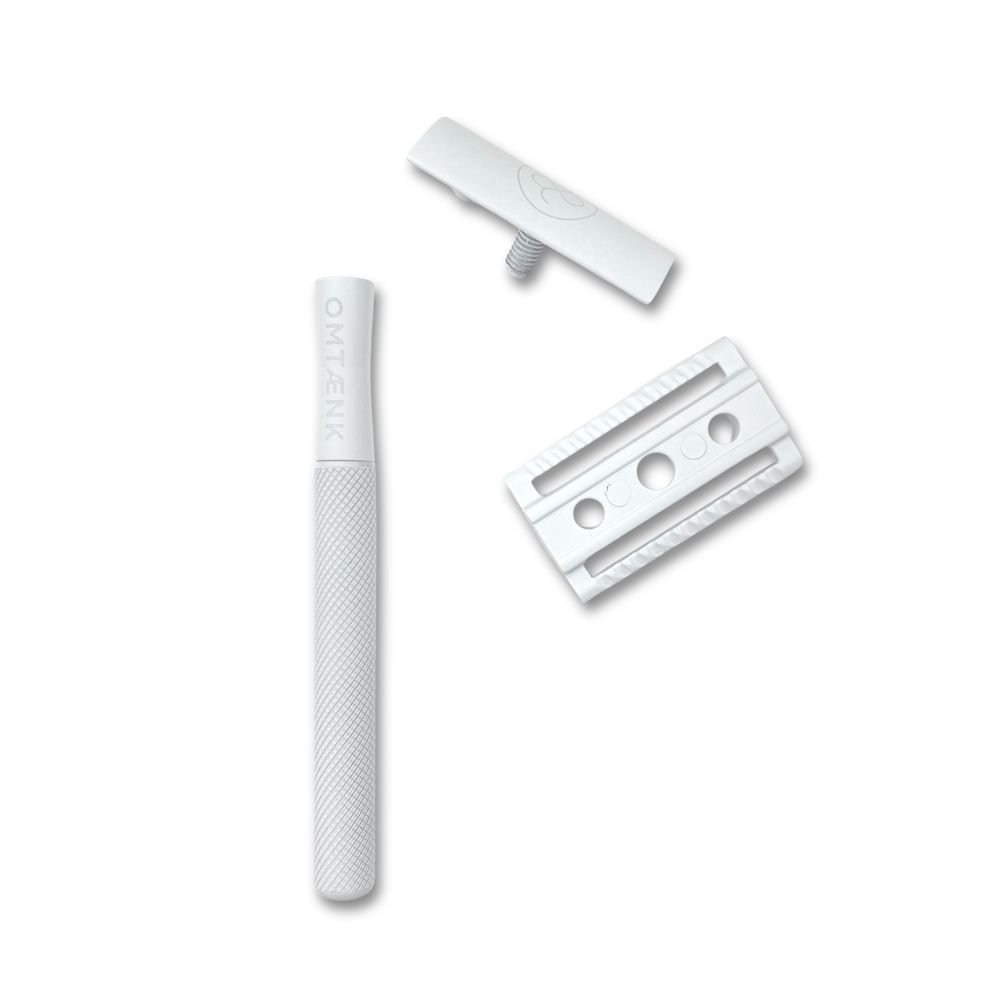 DE safety razor - Closed Comb shaver - White