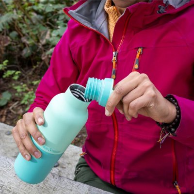 Isolerad vattenflaska med skruvlock - 592 ml - Cabbage