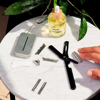 Dermaplaner set - Facial razor - Black