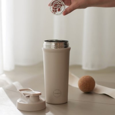 Proteinshaker aus Edelstahl - 750 ml - Creme Beige