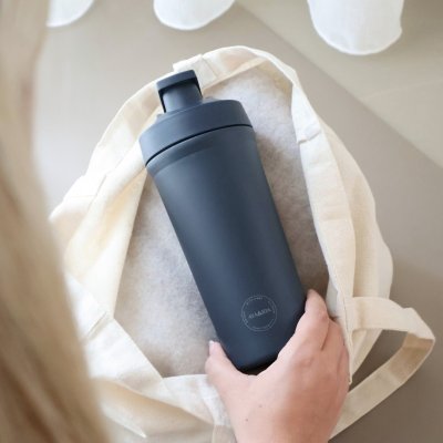 Proteinshaker aus Edelstahl - 750 ml - Navy Blue