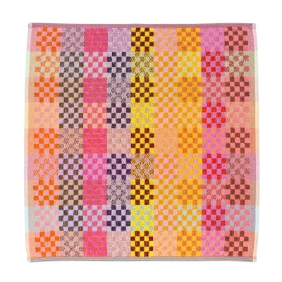 K�kken h�ndkl�de #135 - Checkered Check