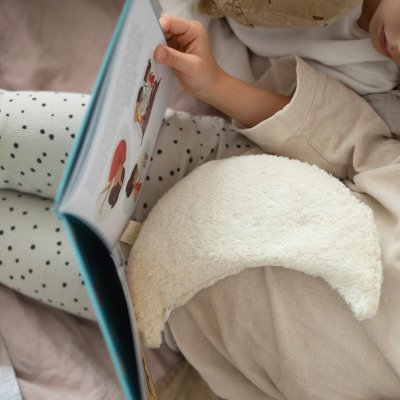 Bamse med kirseb�rstenspude - M�ne