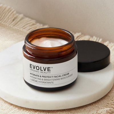 Feuchtigkeitsspendende Gesichtscreme - Hydrate & Protect Facial Cream